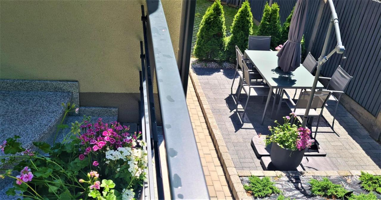 Urban Apartments Premium No 3, Free Private Parking, Self Check-In Хожув Экстерьер фото