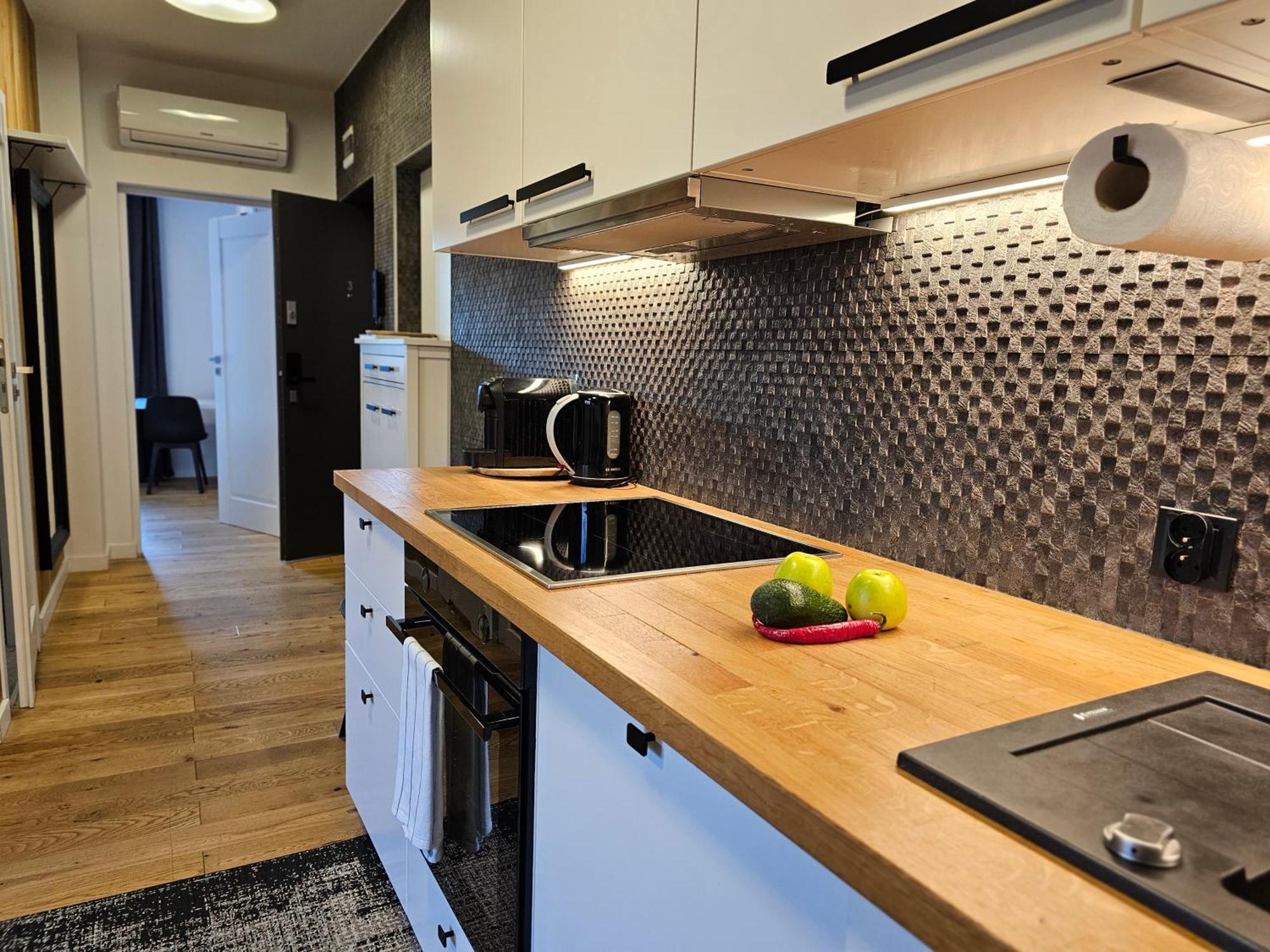Urban Apartments Premium No 3, Free Private Parking, Self Check-In Хожув Экстерьер фото